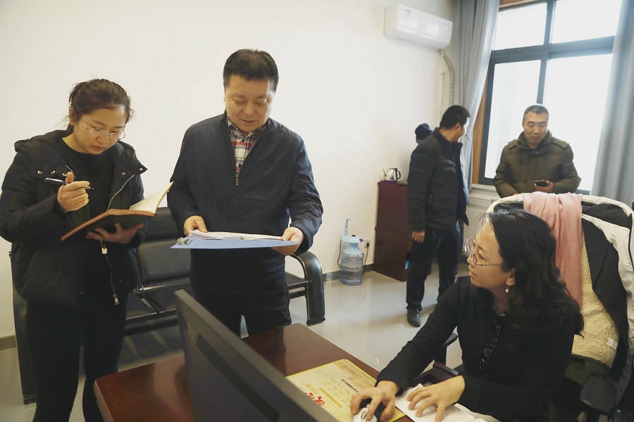 监督查抄疫情防控物资储蓄情况 - 副本.jpg