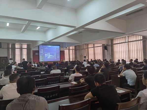 培训现场--杨志立摄 (1).jpg