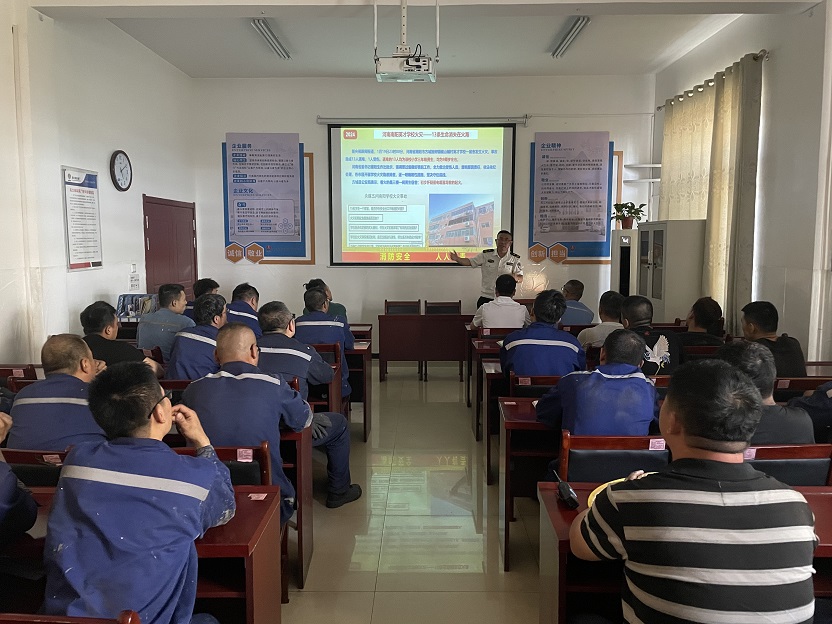 图二  教育培训，提升能力 CA88煤矿出产运营公司袁大滩选煤厂  万幼波  提供.jpg.jpg